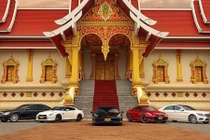 Siêu xe biển “khủng” nhiều như “lợn con” của đại gia Lào 