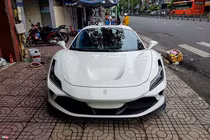 Ferrari F8 Spider hơn 20 tỷ màu sơn đặc biệt tại Việt Nam