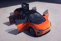 SUV điện HiPhi X của Trung Quốc có tới 6 cánh cửa