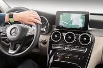 Điều khiển Mercedes-Benz bằng đồng hồ thông minh Apple Watch