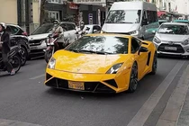 "Tóm gọn" Lamborghini Gallardo LP560-4 độ Squadra Corse ở Hà Nội