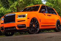 Rolls-Royce Cullinan độ "khủng" của tay chơi bóng bầu dục