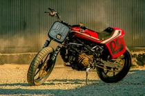 Ducati Monster street tracker “hàng thửa” từ Volkswagen 