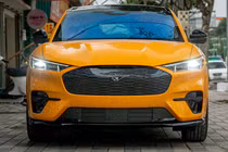 Cận cảnh Ford Mustang Mach-E GT "không uống xăng" tại Việt Nam
