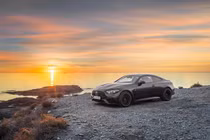 Mercedes-AMG CLE 53 Coupe 2024 ra mắt, mạnh 449 mã lực
