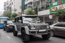 “Khủng long” Mercedes G500 4×4² của đại gia Campuchia ở Sài Gòn