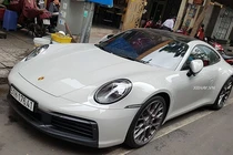 Ngắm Porsche 911 Carrera S chính hãng hơn 7,6 tỷ ở Sài Gòn