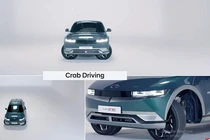 Hyundai Ioniq 5 có thể "bò ngang như cua", chị em dễ dàng đỗ xe