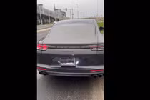 Chiêu trò che biển số tinh vi, nhưng chiếc Porsche Panamera vẫn không thoát phạt