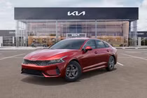 Kia K5 2024 giá từ 507 triệu đồng, màn hình "siêu to" 24,6 inch