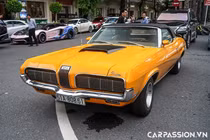Ngắm Mercury Cougar Convertible "hàng hiếm" trên phố Sài Gòn