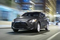 Top “xế hộp” giá dưới 600 triệu an toàn nhất Thế giới