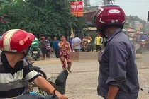 Công an tìm nhân chứng vụ tài xế xe ben cán chết bé trai rồi bỏ chạy