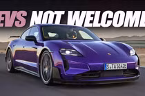 Lý do Tesla và Porsche điện bị cấm ở đường đua tại Úc?