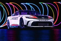 Toyota Camry XSE 2024 đã sẵn sàng cho NASCAR Cup 2024