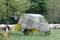 Bufalino - “nhà di động” 3 bánh tí hon dựa trên xe máy Piaggio