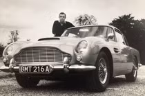 Aston Martin DB5 của James Bond - Sean Connery lên sàn đấu giá