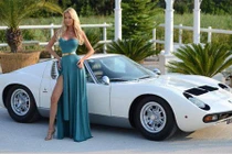 “Bò già” Lamborghini Miura 50 tuổi thét giá 81,8 tỷ đồng