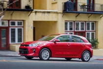 Những điểm mới trên xe ôtô giá rẻ Kia Rio 2018 