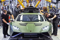 Lamborghini là nơi “việc nhẹ lương cao”, công nhân làm việc 4 ngày/tuần