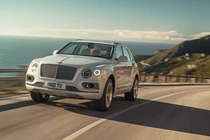 "Soi" SUV Bentley Bentayga Hybrid từ 3,8 tỷ đồng tại Anh