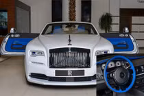 Ngắm siêu xe sang Rolls-Royce Dawn "màu độc" ở Abu Dhabi