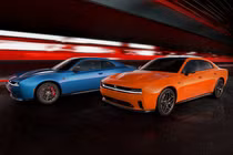 Dodge Charger Daytona 2024 cơ bắp điện, giá từ hơn 1,2 tỷ đồng