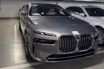 Cận cảnh BMW i7 2023 tại Việt Nam, sẵn sàng "đấu" Mercedes-Benz EQS