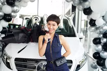 Trà My Idol tậu MPV hạng sang Mercedes-Benz V250 hơn 2,6 tỷ đồng