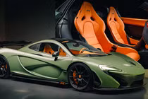 Đấu giá McLaren P1 Satin Camo Green odo 130km độc nhất thế giới