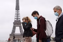 Pháp lo ngại về đợt bùng phát trở lại dịch COVID-19