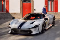 Siêu phẩm Daytona SP3 về tay con trai của Enzo Ferrari ở tuổi 80