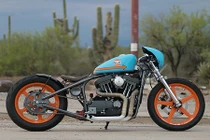 Harley Sportster độ cực độc với dàn áo “xì tin“