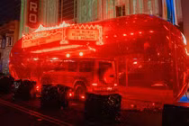 Mercedes-AMG G63 xuất hiện "bá đạo" ngày công chiếu Ma Trận