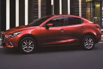 Mazda2 bản nâng cấp 2018 giá từ 382 triệu đồng