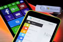 Tại sao Microsoft lại chọn Android cho Surface Duo?