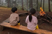 Tăng Thanh Hà nhói lòng khi con gái xin một điều lúc 4h sáng