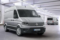 Volkswagen Crafter đối thủ Ford Transit "chốt giá" từ 674 triệu