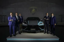 Đây là chiếc siêu SUV Lamborghini Urus SE "độc nhất" thế giới