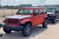 Jeep Wrangler tại Việt Nam nguy cơ rò rỉ nhiên liệu gây cháy nổ?