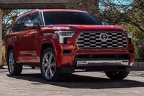 "Soi" Toyota Sequoia bản đặc biệt 1974, giá hơn 2 tỷ đồng