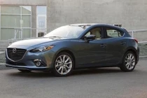 Mazda 3 2016 thay đổi tiện nghi và giá rẻ hơn bản cũ