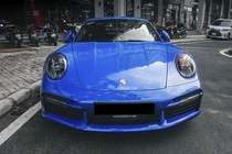 Chiếc Porsche 911 Turbo S sở hữu màu sơn gần 200 triệu ở Sài Gòn