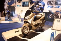 Cận cảnh xe tay ga hạng sang Yamaha NM-X tại Việt Nam