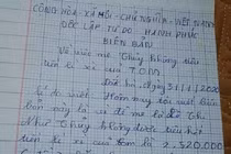 Sợ mẹ 'cuỗm' tiền lì xì, cậu nhóc tung chiêu độc giữ tài sản