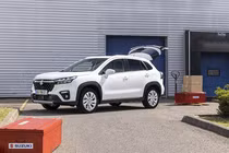 Suzuki SX4 S-Cross 2022 thêm phiên bản 2 chỗ giá rẻ