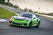 Porsche chính thức công bố kết thúc vòng đời 911 Speedster