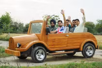 “Siêu xe” bằng gỗ tại Ấn Độ được tạo ra từ tay thợ mộc