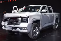 JMC Dadao - bán tải Trung Quốc sử dụng động cơ Ford ra mắt