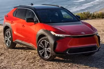 Toyota: tập trung nguồn lực sản xuất xe điện có thể gây hại môi trường